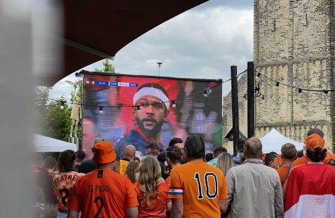 LED scherm 20m2 tijdens voetbalwedstrijd