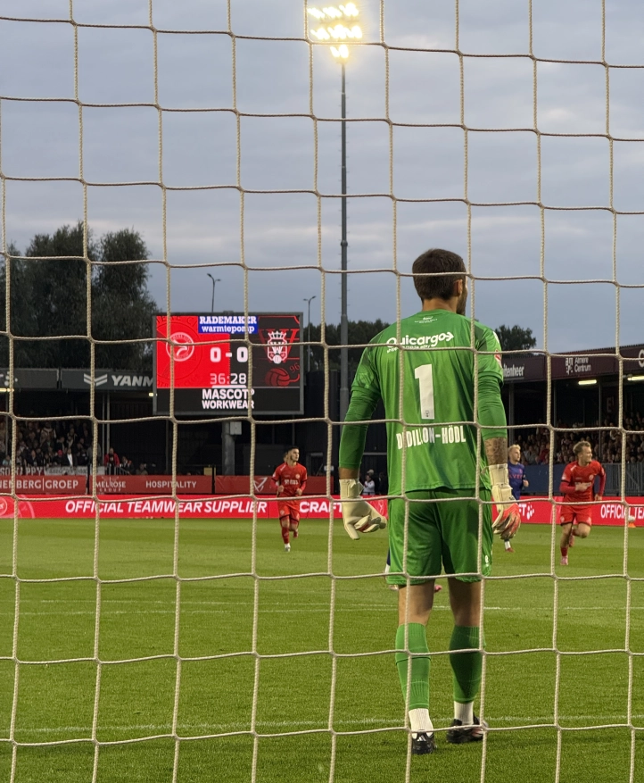 Groot digitaal digitaal LED scorebord bij Almere City FC