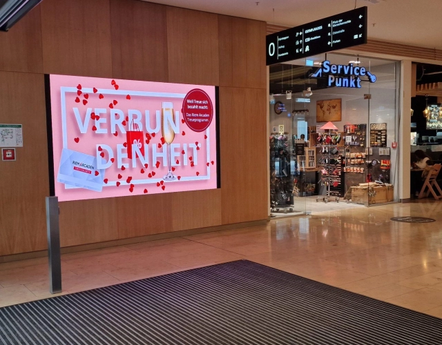 Riem Arcaden LED PLS 03 scaled